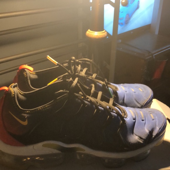 Got some NikeAirVaporMaxes for $60 - Picture 3 of 4